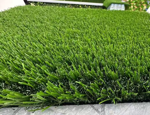 สูงหญ้า 36 มิลลิเมตร ความหนาแน่นสูง สมาตรฐาน FIFA หญ้าเทียมที่ไม่เต็มสําหรับสนามกีฬา