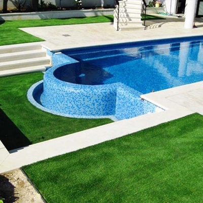 40 มม สีเขียว ความหนาแน่นสูง ภูมิทัศน์ Astroturf อัตโนมัติ สําหรับการปรับปรุงภูมิทัศน์ สวน สถานที่พักผ่อน