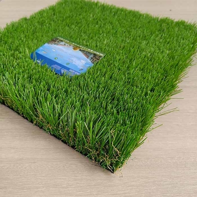 50 มิลลิเมตร Leisure Artificial Turf Flat Yarn ทนต่อการใช้งาน
