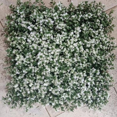 50cm * 50cm ผนังหญ้าเขียวเท็จ ขนาด PE ปรับแต่ง