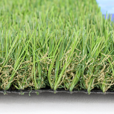 หญ้าประดิษฐ์แบบภูมิทัศน์ 40 มม ความหนาแน่นสูง Dtex สะท้อนปลอม Astro Turf