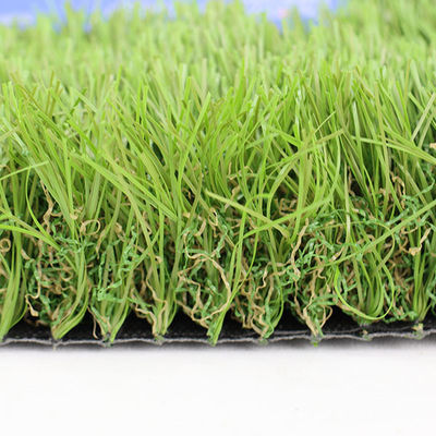 50 มิลลิเมตร ความสูงของค้อน 9600 Dtex ความทนทานต่อ UV หญ้าเทียมสําหรับการปลูกผืนดินเพื่อการพักผ่อน